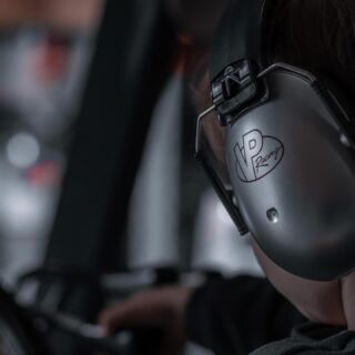 Black custom logo KIDS earmuffs for @vpfuelsaus. Super clean. 💯💯